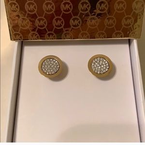 Michael Kors color gold earrings